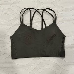 Lululemon - Like a cloud sports bra